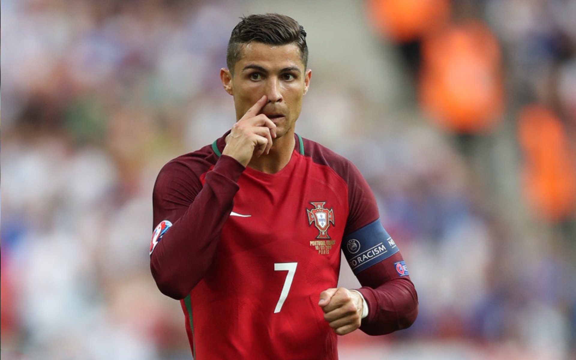 欧冠半决赛焦点战，巴黎收割拜仁，战术革命与王朝更迭的号角